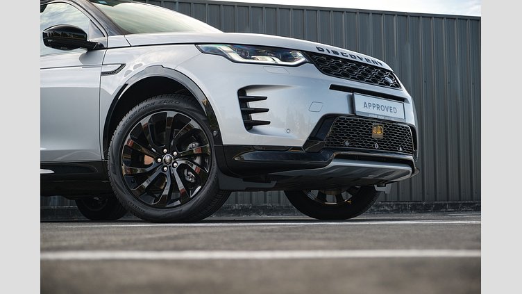 2025 Approved Land Rover Discovery Sport Hakuba Silver P250 Petrol Mild Hybrid Dynamic SE