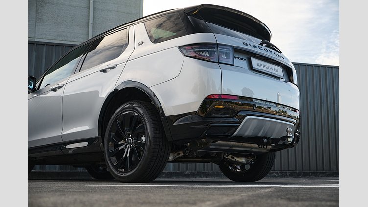 2025 Approved Land Rover Discovery Sport Hakuba Silver P250 Petrol Mild Hybrid Dynamic SE