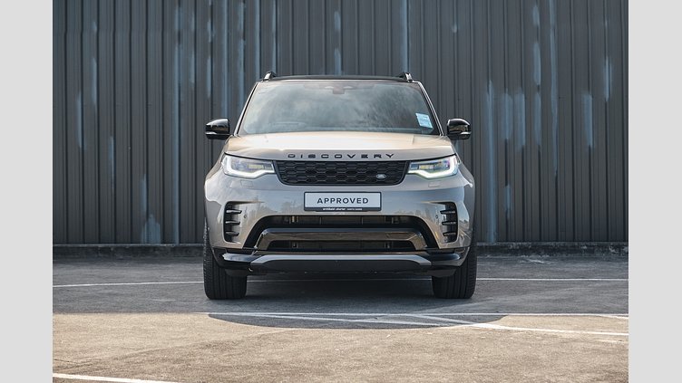 2025 Approved Land Rover Discovery Silicon Silver D250 Diesel Mild Hybrid Dynamic SE