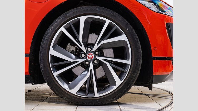 2019 認定中古車 Jaguar I-Pace フォトンレッド EV400 SE