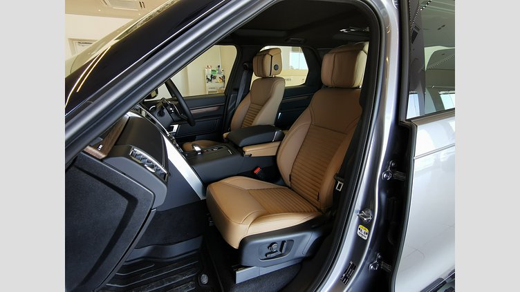 2024 認定中古車 Land Rover Discovery アイガーグレイ D350マイルドハイブリッド（ディーゼル） Dynamic HSE