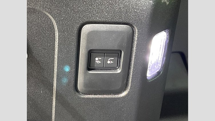 2023 認定中古車 Land Rover Defender 110 カルパチアングレイ D300 AWD（AT） S