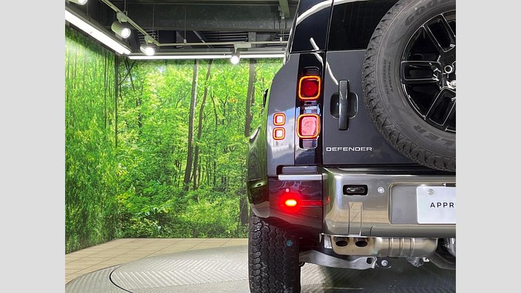 2023 認定中古車 Land Rover Defender 110 カルパチアングレイ D300 AWD（AT） S