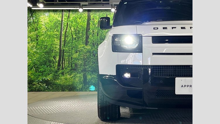 2022 認定中古車 Land Rover Defender 110 フジホワイト D300 AWD（AT） X-DYNAMIC HSE