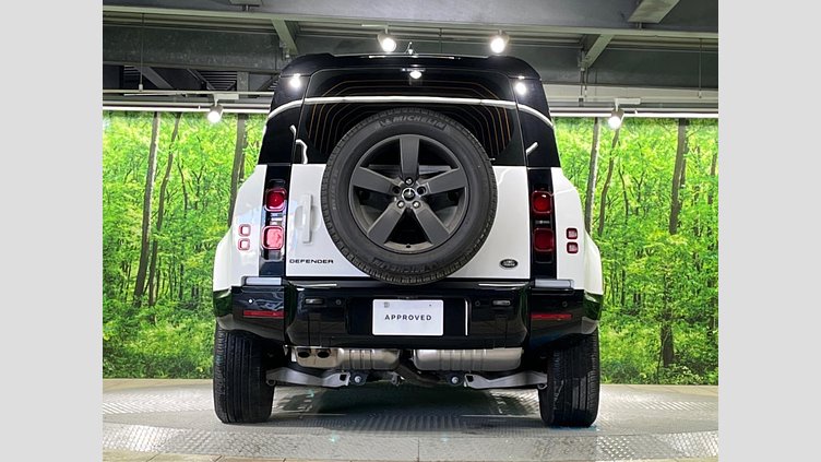 2022 認定中古車 Land Rover Defender 110 フジホワイト D300 AWD（AT） X-DYNAMIC HSE