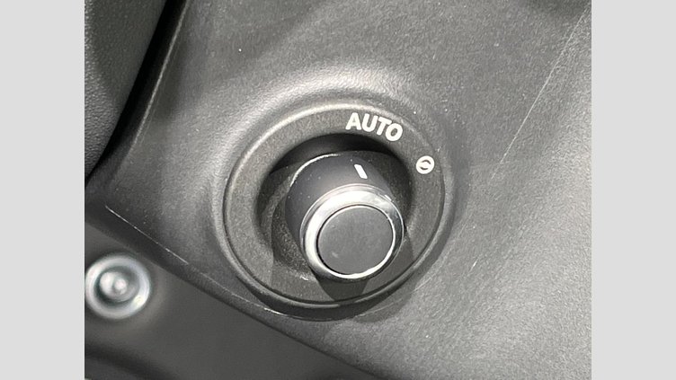 2022 認定中古車 Land Rover Defender 110 フジホワイト D300 AWD（AT） X-DYNAMIC HSE