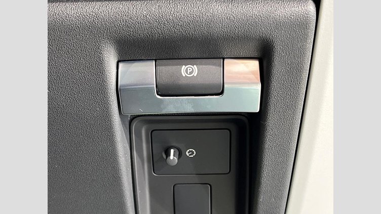 2022 認定中古車 Land Rover Defender 110 フジホワイト D300 AWD（AT） X-DYNAMIC HSE