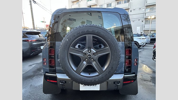 2024 認定中古車 Land Rover Defender 110 タスマンブルー P300 ガソリン X-Dynamic SE