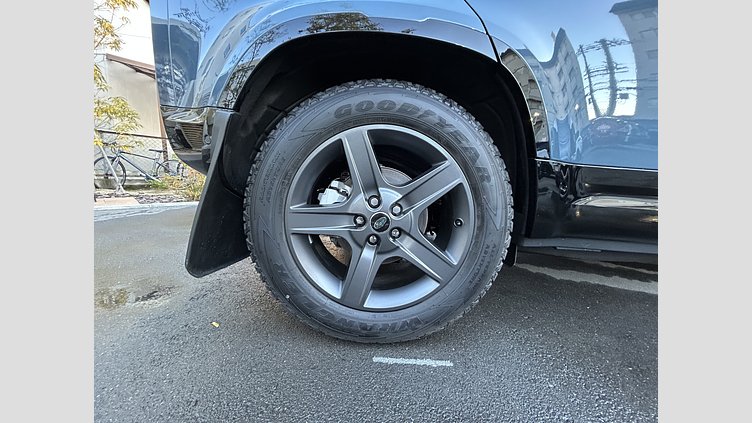 2024 認定中古車 Land Rover Defender 110 タスマンブルー P300 ガソリン X-Dynamic SE