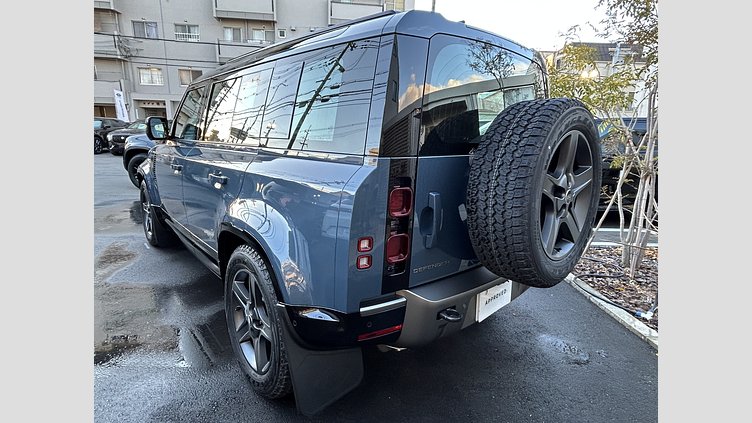 2024 認定中古車 Land Rover Defender 110 タスマンブルー P300 ガソリン X-Dynamic SE