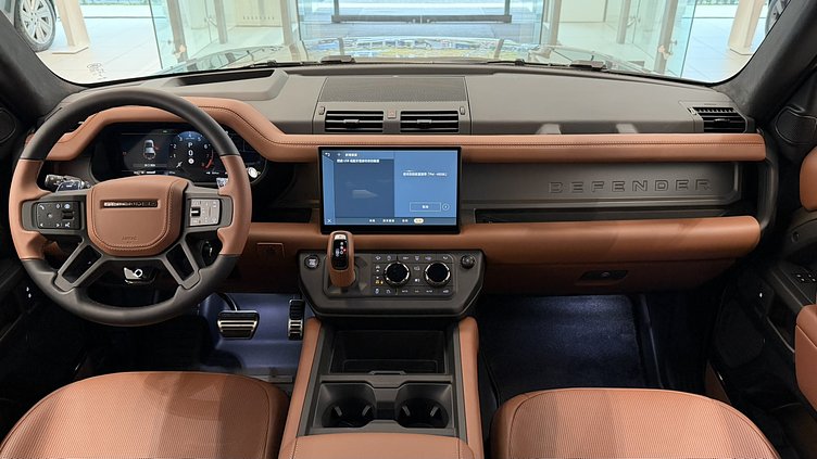 2025 新車 Land Rover Defender 110 (1KM) Petra Copper 佩特拉銅 P635 汽油 V8 輕油電混合 OCTA