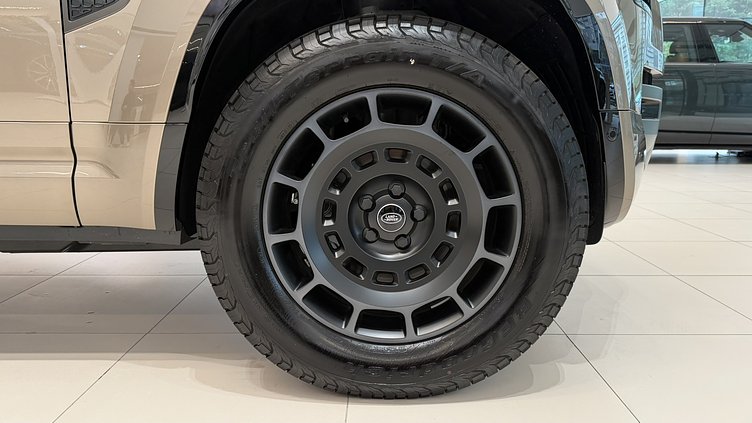 2025 新車 Land Rover Defender 110 (1KM) Petra Copper 佩特拉銅 P635 汽油 V8 輕油電混合 OCTA