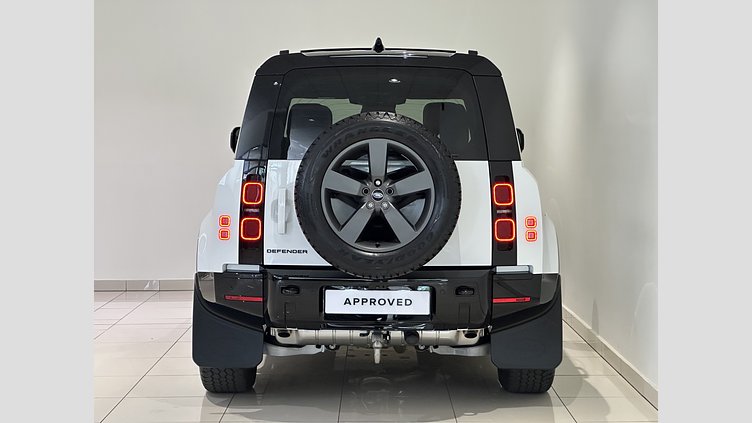 2025 Approved Land Rover Defender 110 Fuji White D350 X-Dynamic HSE D350 X-Dynamic HSE