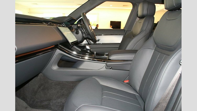 2025 New Land Rover Range Rover Sport Eiger Grey D250 Diesel Mild Hybrid Dynamic SE