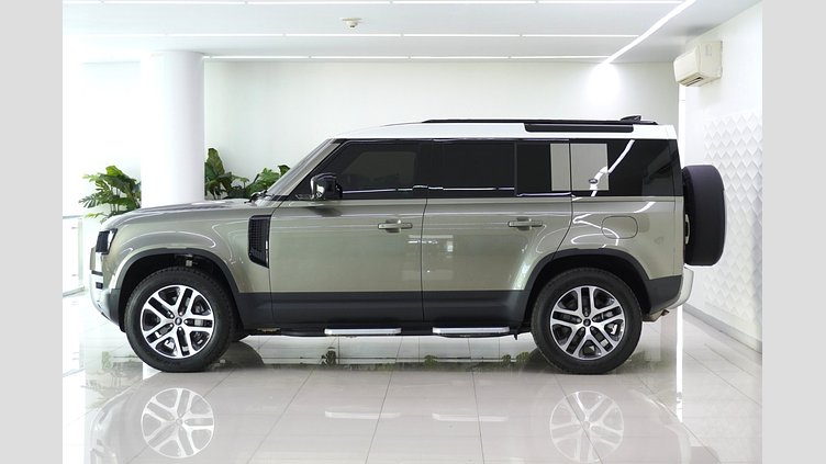 2024 อนุมัติ Land Rover Defender 110 Pangea Green P400e AWD AUTOMATIC PHEV [1] SE