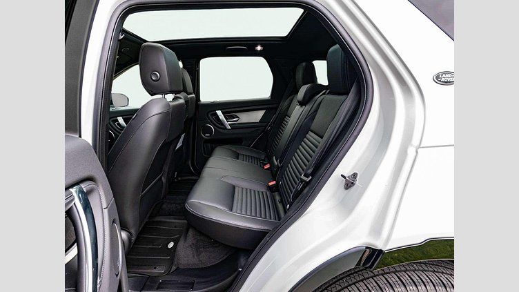 2025 Approved Land Rover Discovery Sport Fuji White 2.0 literes, soros 4 hengeres dízel, automata váltó, összkerékhajtás Dynamic SE D200