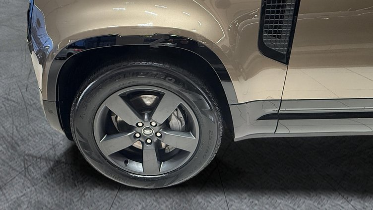2025 Approved Land Rover Defender 110 Gondwana Stone 3.0 literes, soros 6 hengeres dízel, 300LE, automata váltó, összkerékhajtás X-Dynamic HSE D300