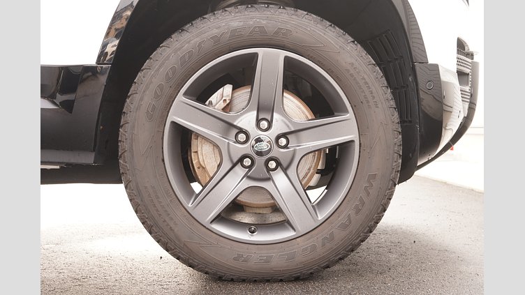 2023 認定中古車 Land Rover Defender 110 フジホワイト D300 AWD（AT） X-DYNAMIC HSE 