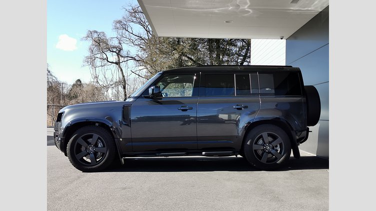 2023 認定中古車 Land Rover Defender 110 カルパチアングレイ D300 AWD（AT） X-DYNAMIC HSE