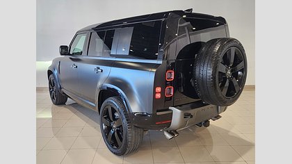 Defender 110 3