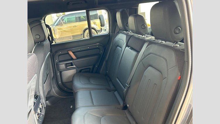 2022 認定中古車 Land Rover Defender 110 カルパチアングレイ D300 AWD（AT） X