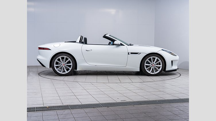 2017 認定中古車 Jaguar F-Type Fuji White P3.0L コンバーチブル
