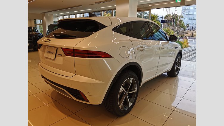 2024 認定中古車 Jaguar E-Pace オストゥーニパールホワイト D200マイルドハイブリッド（ディーゼル） R-DYNAMIC SE