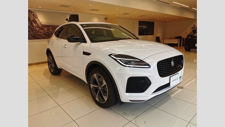 2024 認定中古車 Jaguar E-Pace オストゥーニパールホワイト D200マイルドハイブリッド（ディーゼル） R-DYNAMIC SE