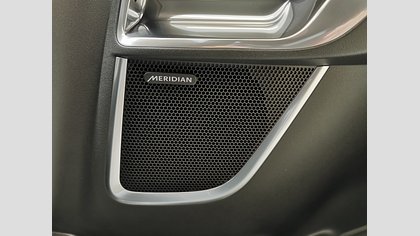 E-Pace 19