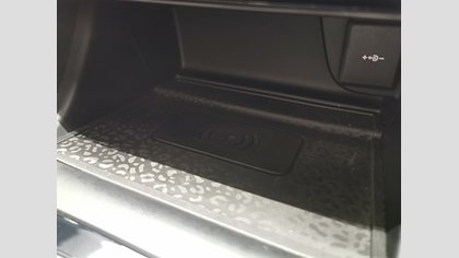 E-Pace 25