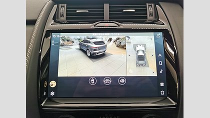 E-Pace 32