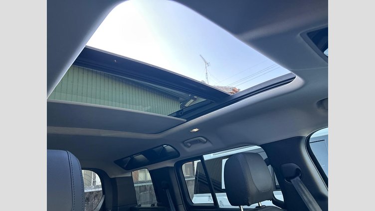 2023 認定中古車 Land Rover Defender 110 サントリーニブラック D300 AWD（AT） S