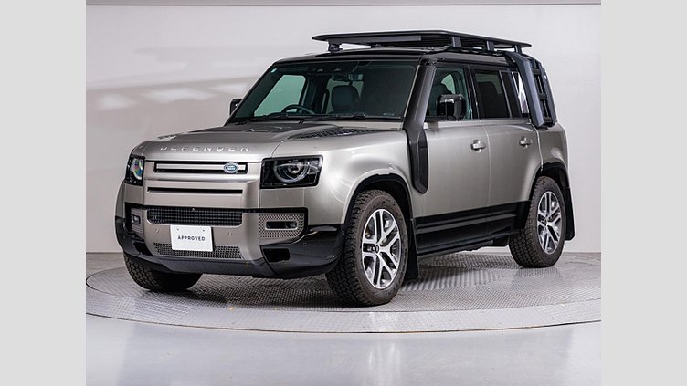 2024 認定中古車 Land Rover Defender 110 シリコンシルバー D350 ディーゼルマイルドハイブリッド X-Dynamic SE
