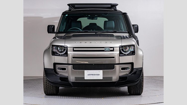 2024 認定中古車 Land Rover Defender 110 シリコンシルバー D350 ディーゼルマイルドハイブリッド X-Dynamic SE