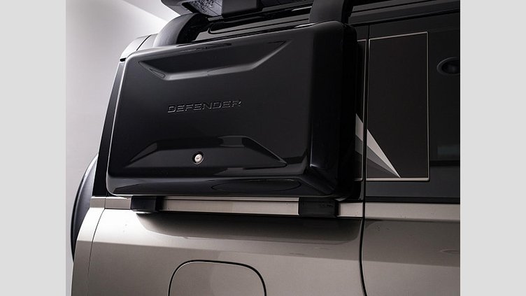 2024 認定中古車 Land Rover Defender 110 シリコンシルバー D350 ディーゼルマイルドハイブリッド X-Dynamic SE