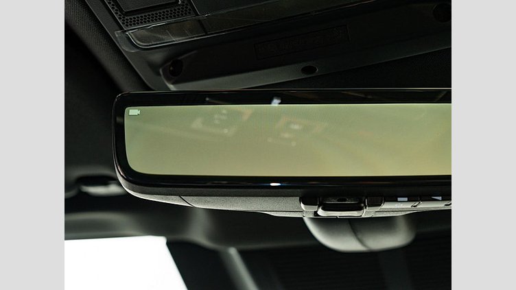 2024 認定中古車 Land Rover Defender 110 シリコンシルバー D350 ディーゼルマイルドハイブリッド X-Dynamic SE