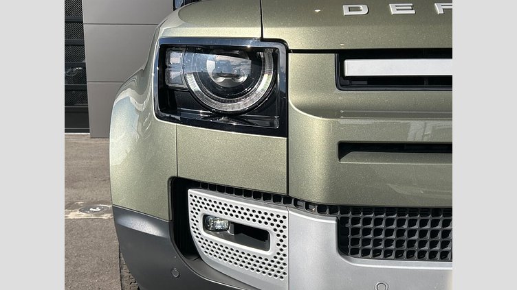 2022 認定中古車 Land Rover Defender 110 パンゲアグリーン D300 AWD（AT） S