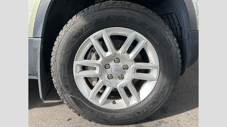 2022 認定中古車 Land Rover Defender 110 パンゲアグリーン D300 AWD（AT） S