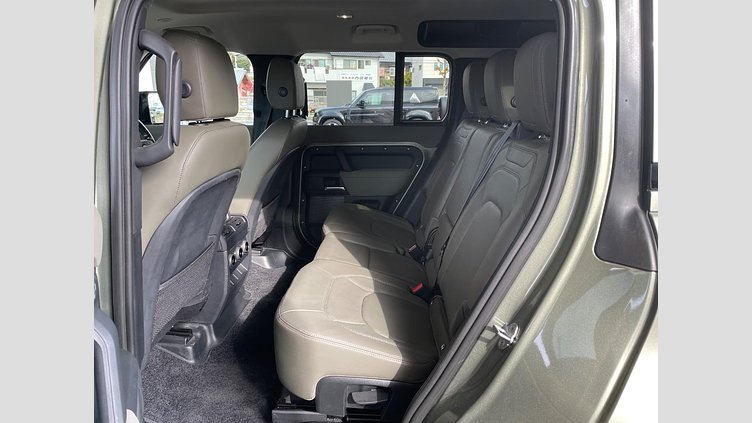 2022 認定中古車 Land Rover Defender 110 パンゲアグリーン D300 AWD（AT） S