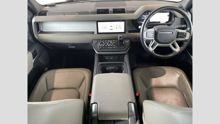 2022 認定中古車 Land Rover Defender 110 パンゲアグリーン D300 AWD（AT） S