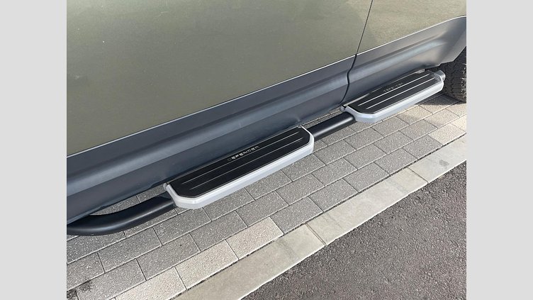 2022 認定中古車 Land Rover Defender 110 パンゲアグリーン D300 AWD（AT） S