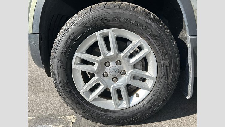 2022 認定中古車 Land Rover Defender 110 パンゲアグリーン D300 AWD（AT） S