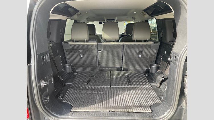 2022 認定中古車 Land Rover Defender 110 パンゲアグリーン D300 AWD（AT） S