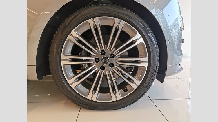 2023 認定中古車 Land Rover Range Rover Sport アイガーグレイ 3.0リッター6気筒300PSターボチャージドディーゼルMHEV（オートマチック） AUTOBIOGRAPHY