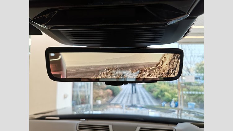 2023 認定中古車 Land Rover Range Rover Sport アイガーグレイ 3.0リッター6気筒300PSターボチャージドディーゼルMHEV（オートマチック） AUTOBIOGRAPHY