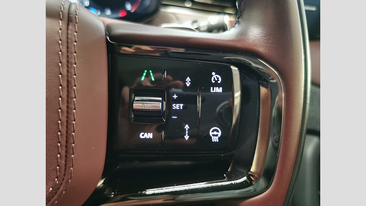 2023 認定中古車 Land Rover Range Rover Sport アイガーグレイ 3.0リッター6気筒300PSターボチャージドディーゼルMHEV（オートマチック） AUTOBIOGRAPHY