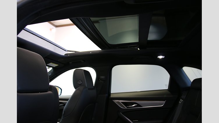 2021 認定中古車 Jaguar F-Pace アイガーグレイ D200 AWD（オートマチック）MHEV R-DYNAMIC SE