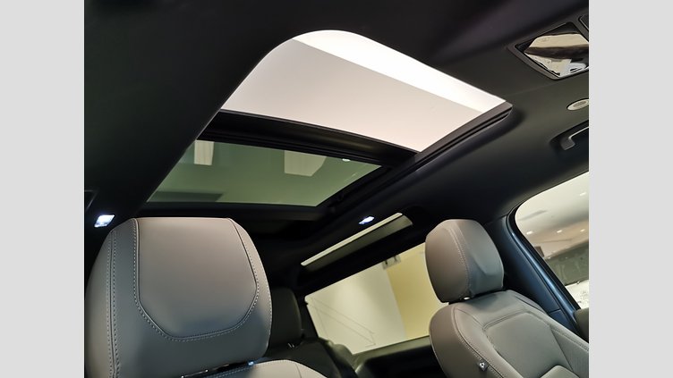 2024 認定中古車 Land Rover Defender 90 アイガーグレイ D300 AWD（AT） X-DYNAMIC SE