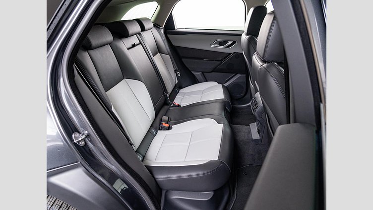 2024 認定中古車 Land Rover Range Rover Velar カルパチアングレイ P400eプラグインハイブリッド（ガソリン） スタンダードホイールベース Dynamic SE