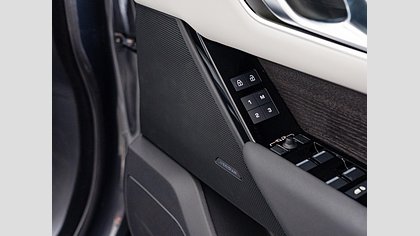 Range Rover Velar 56